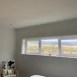 D'hotes The Yellow Cube Bed & Breakfast