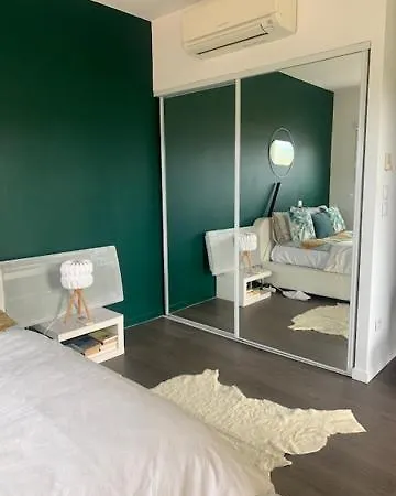 D'hotes The Yellow Cube Bed & Breakfast 3*