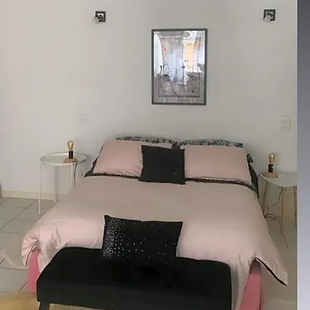 Bed & Breakfast D'hotes The Yellow Cube